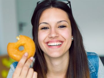 What Foods and Drinks to Avoid After Whitening Treatment
